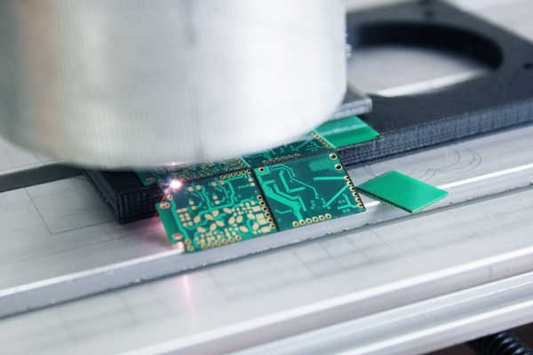 購買PCB激光切割機(jī)需要先了解什么？(圖2)